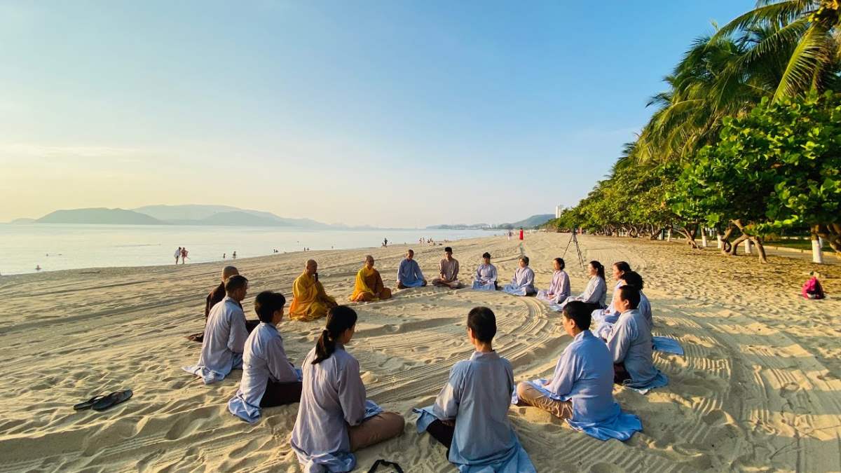 NIKAYA Thiền Quán - Bọt Nước Trong Biển Luân Hồi