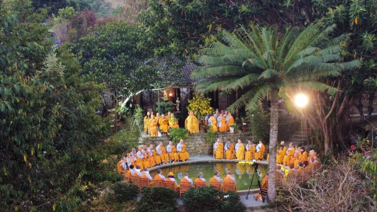 NIKAYA Thiền Quán - Tâm Từ Vô Lượng - Chăm Sóc Bệnh Nhân & Trình Pháp